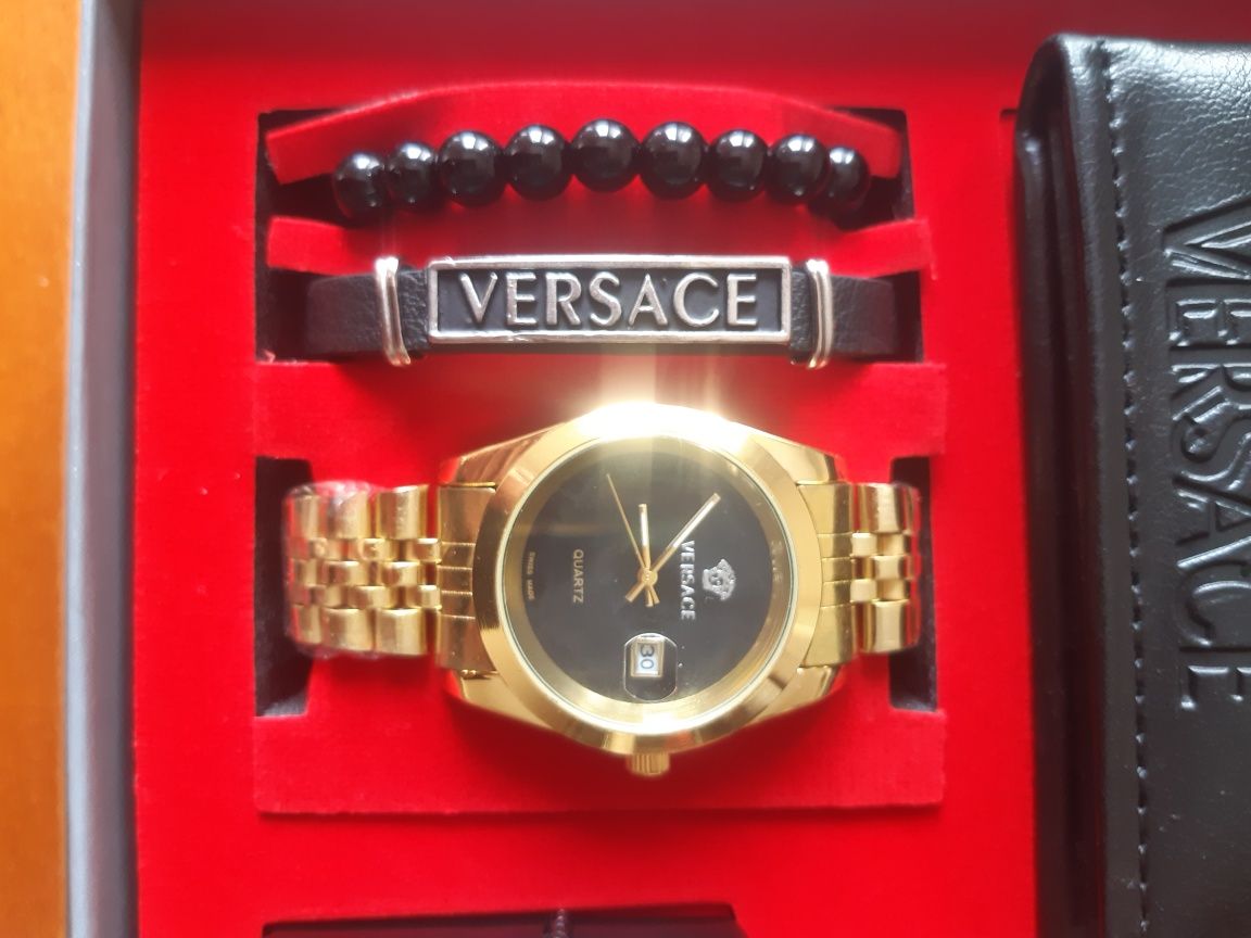 Луксозен подаръчен комплект Versace