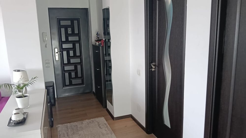 Proprietar,vand apartament 2 camere București bd Laminorului