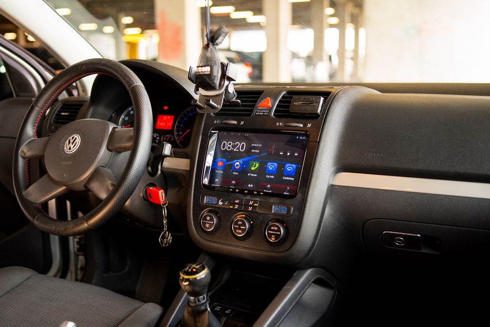 Volkswagen Golf 5 – 1.4 бензин, 75 к.с.