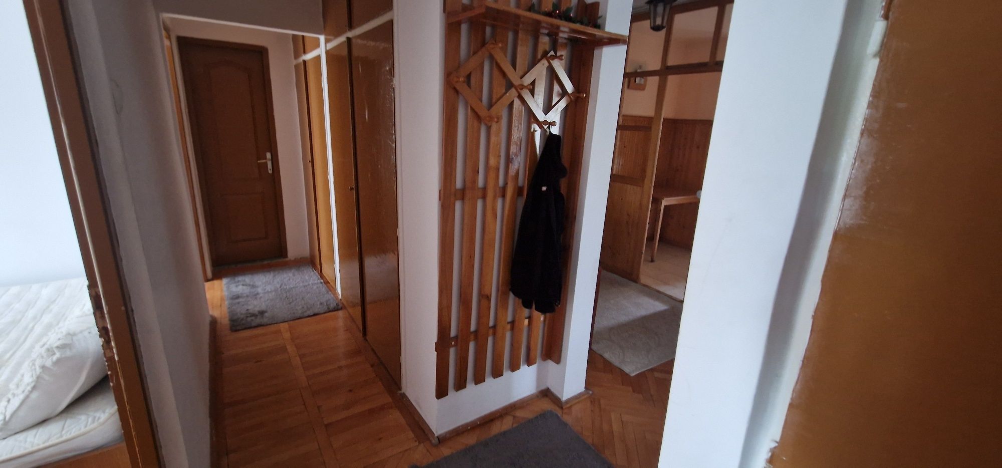 Apartament cu 4 camere decomandate pentru UNTOLD si ELECTRIC CASTLE