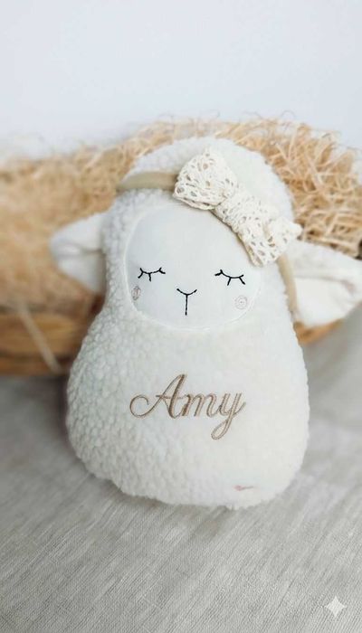 Ръчно изработена овца с име