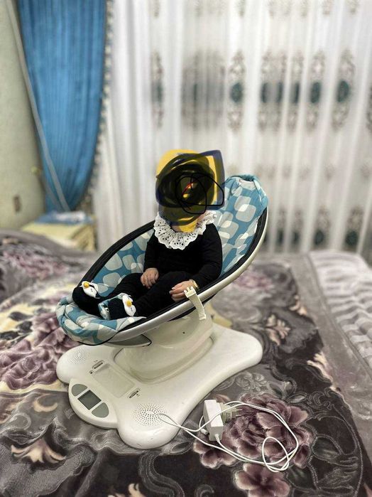Продам 4MOMS люльку состояния очень хорошая