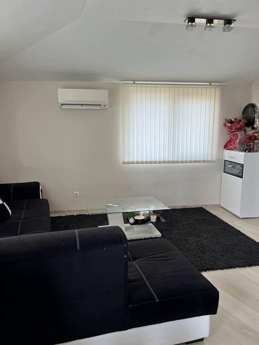 Дава се под наем Тристаен апартамент в Пловдив, Център - 120 кв.м за 600 € - Снимка #1