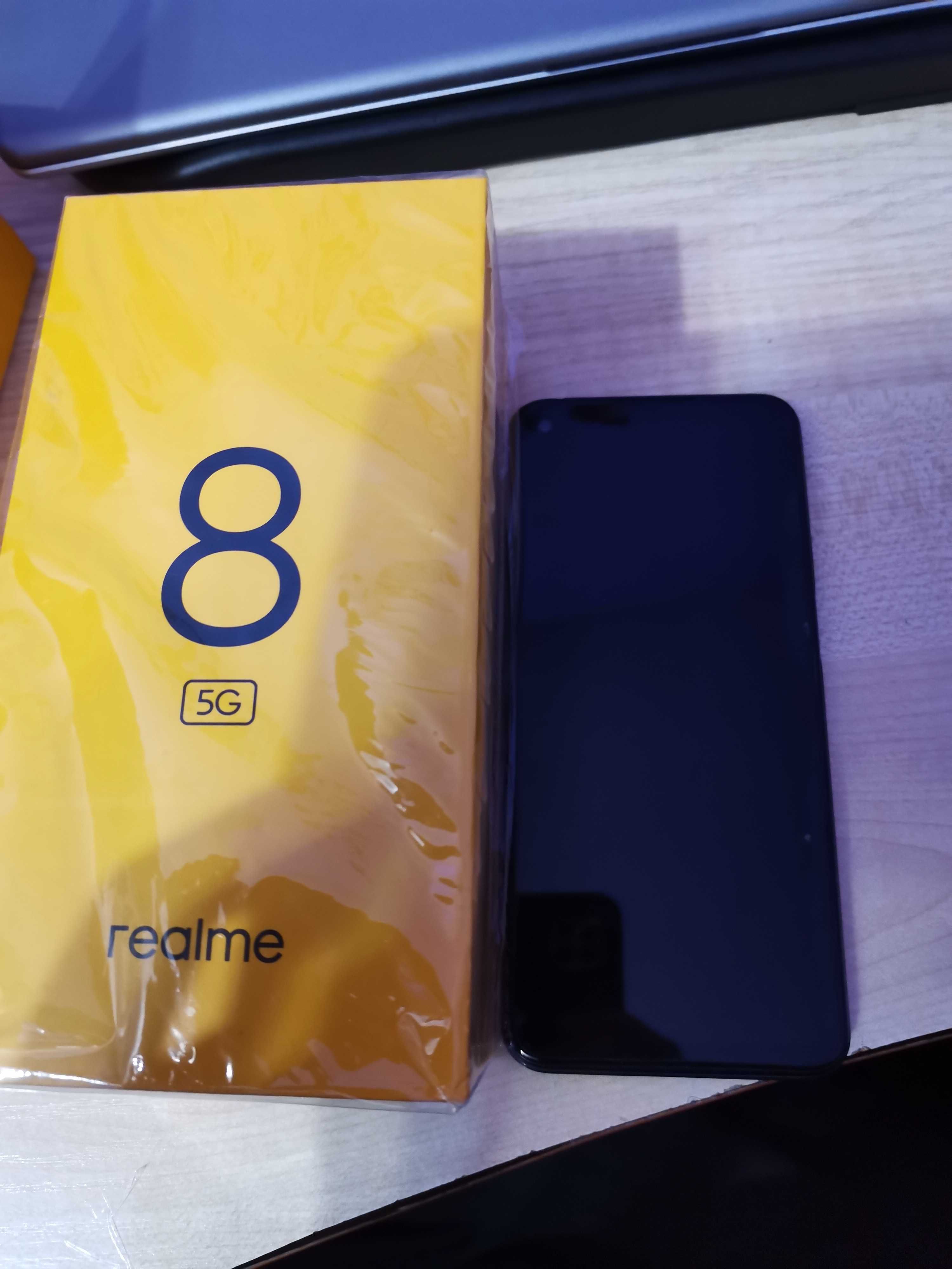 Телефон  REALME 8 5G  64 GB в отлично състояние