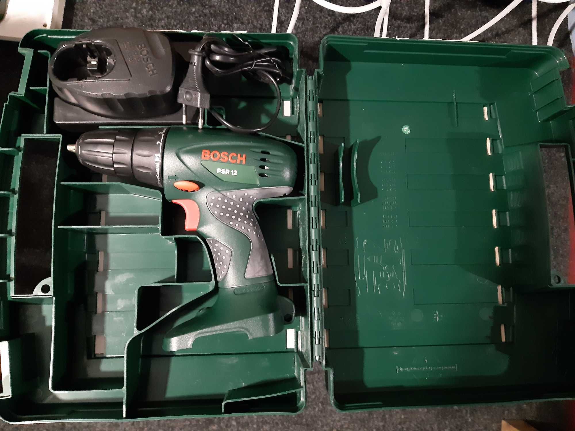 Vănd  Surubelnita cu acumulator Bosch PSR 12V