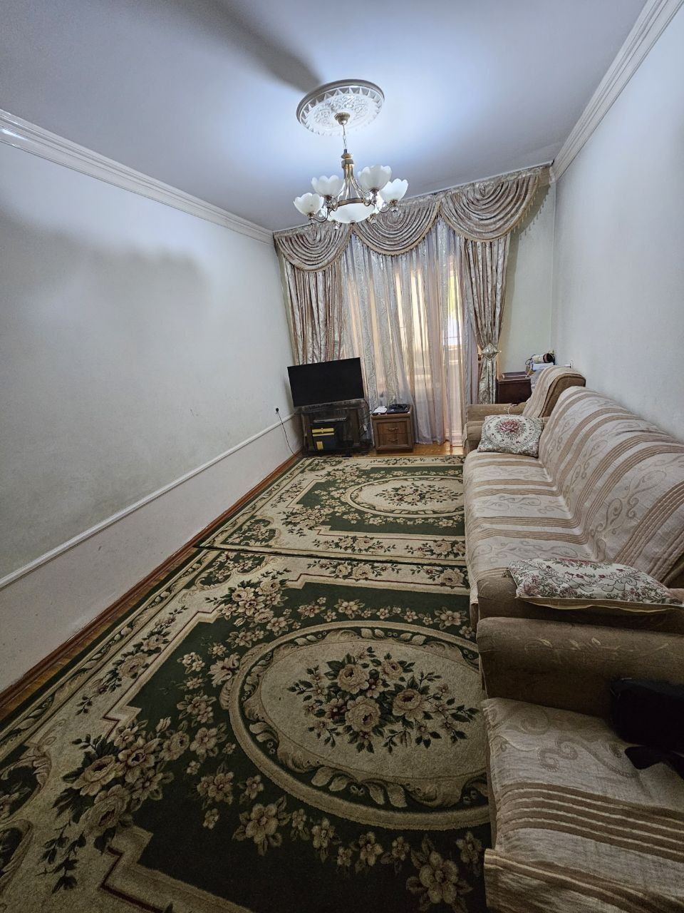 Юнусабад 14 квартал. Продается квартира 3/1/5