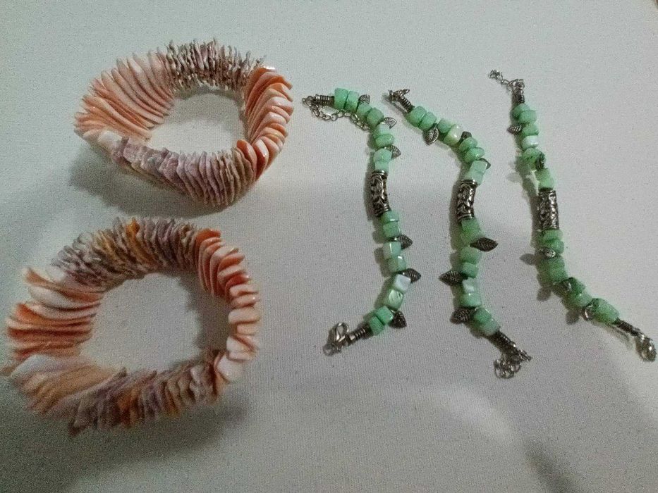 Разпродажба! НОВИ бижута, колиета и гривни 5лв/бр, обеци 3лв/бр, Спиди