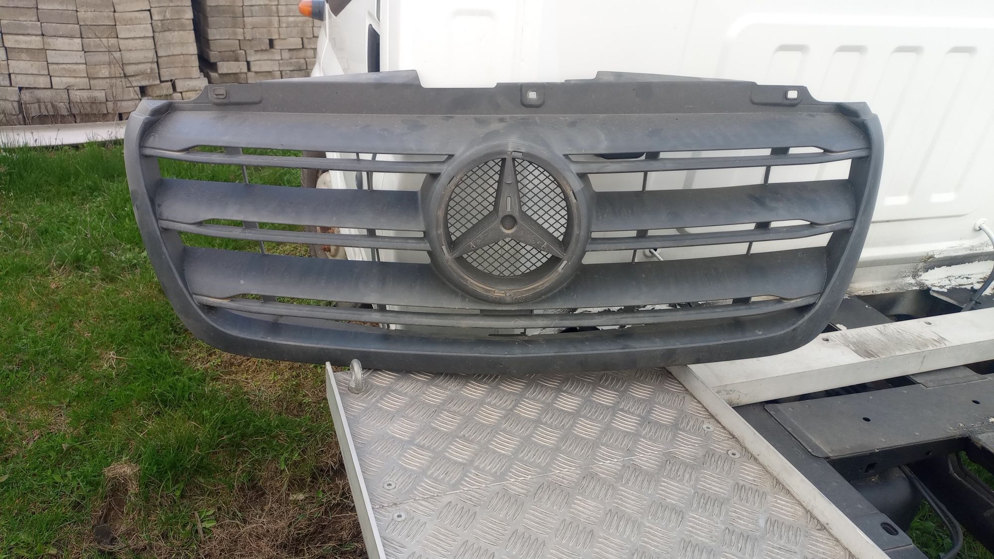 Far grilă bandou Mercedes sprinter 2019