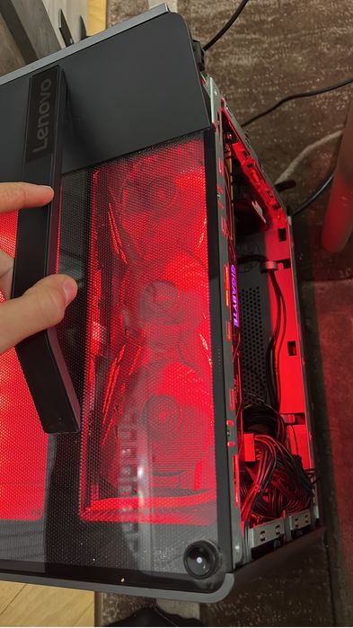 Vand pc gaming 1070 8gb