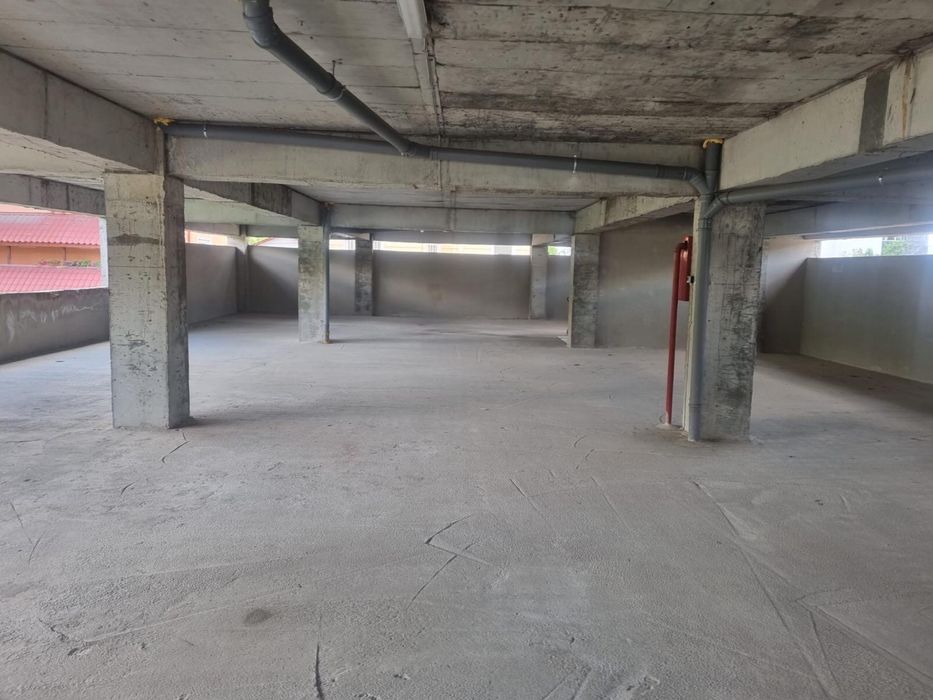 Vand spatiu in apropiere depozit industrial FORTUNA, sec4,in