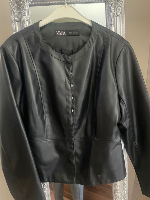 Дамско сако тип яке ZARA