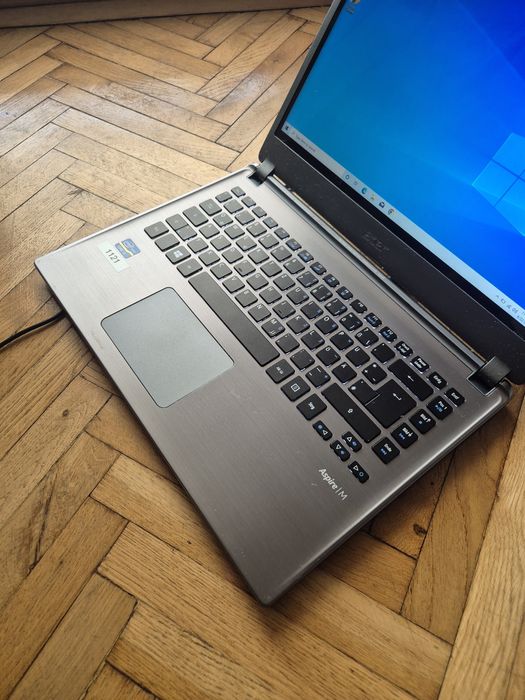 Laptop slim Acer i5 ssd