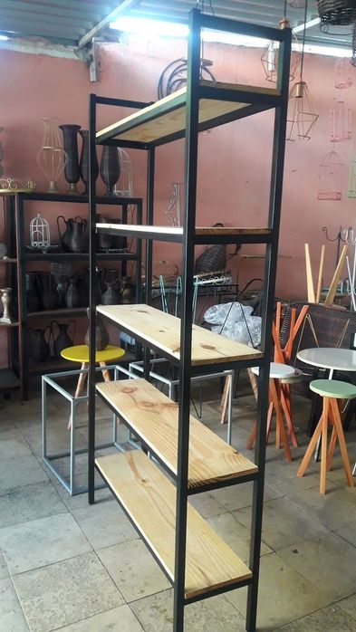 Rafturi metalice facem doar pe comanda