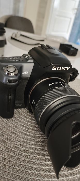 DSLR Sony Alpha A550+3 obiective