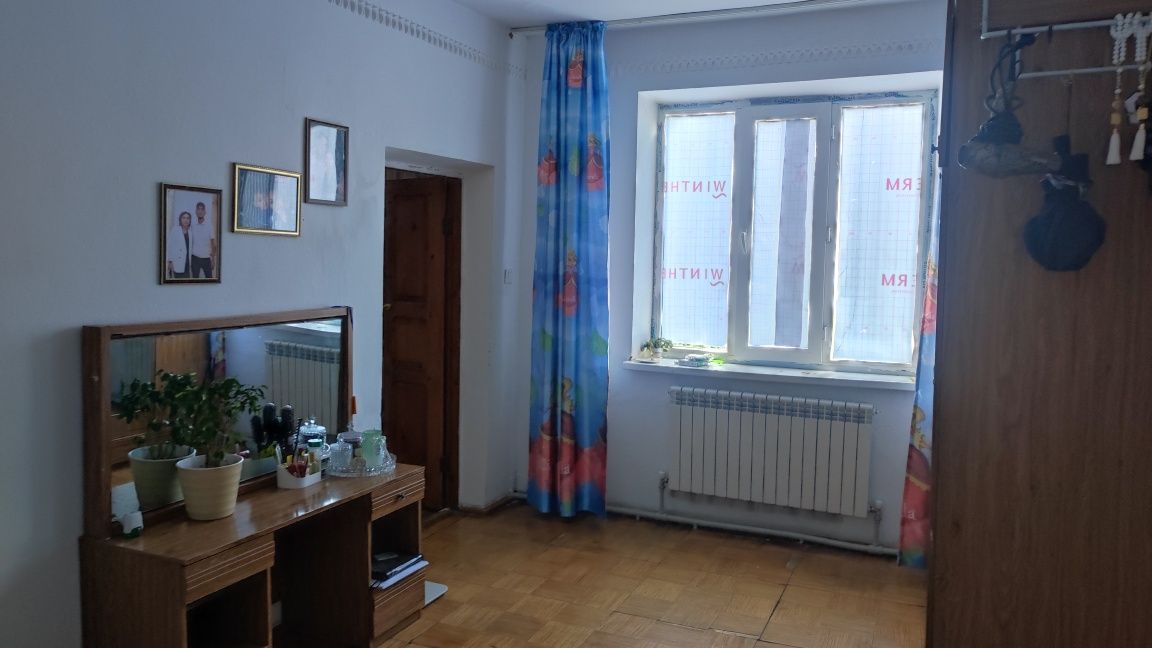 Продаю дом район отличный