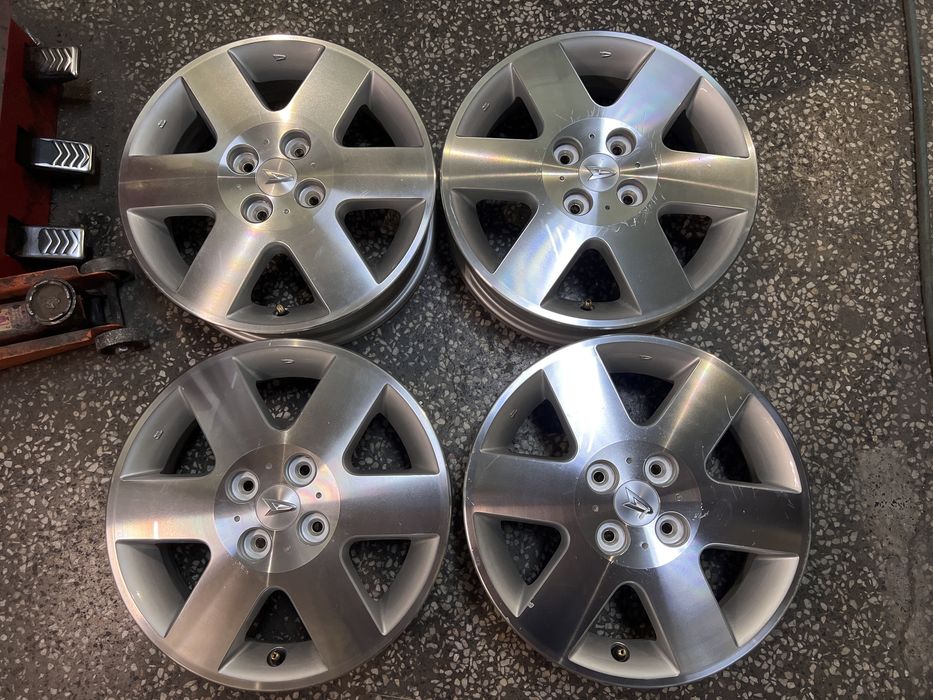 Джанти за Daihatsu 15” 4x100 4.5j ET45