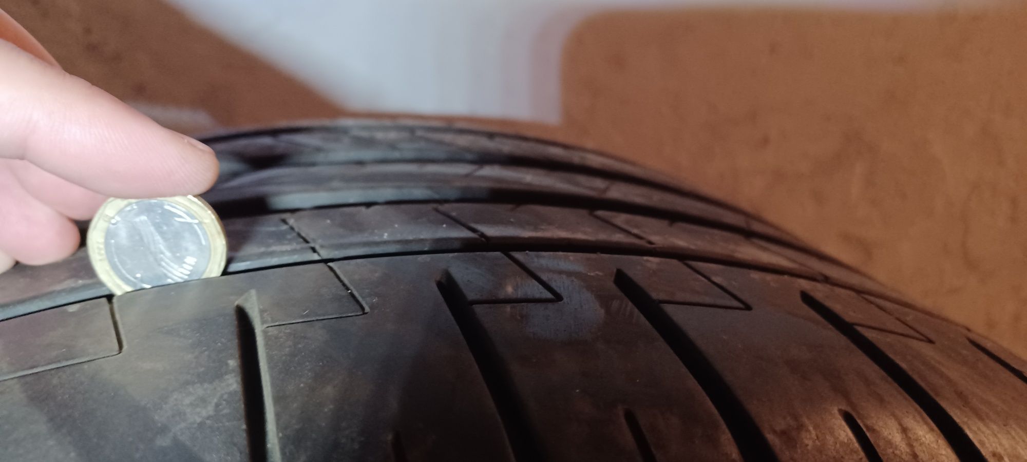 Гуми Pirelli P Zero R21 спорт пакер