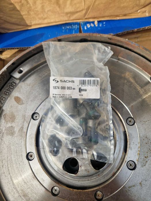 Маховник и броня за ауди