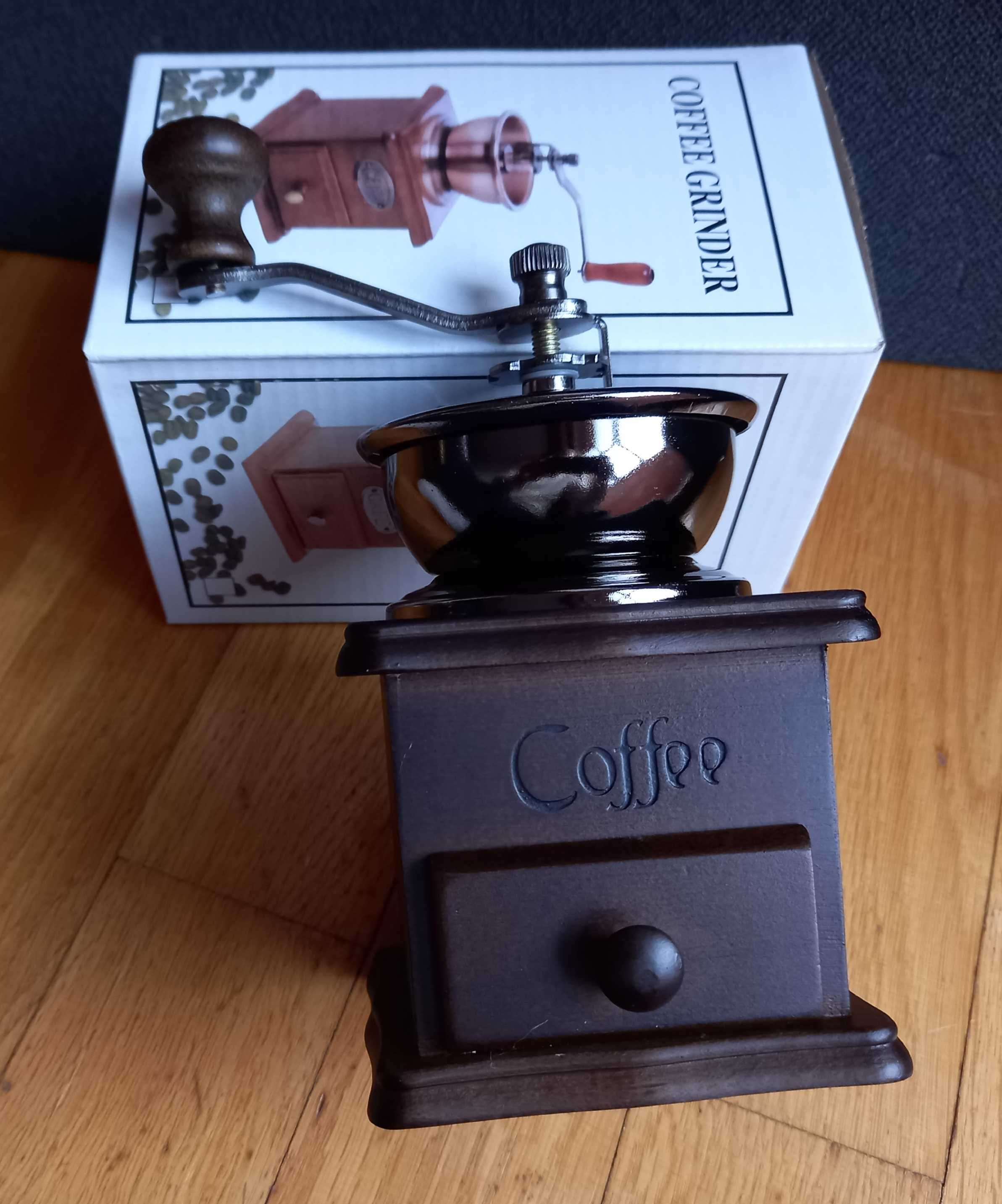 Rasnita de cafea  vintage,model manual