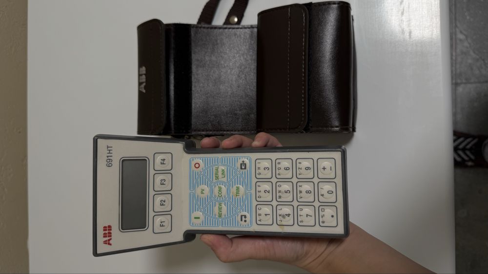 Аппарат для измерения уровня радиации ABB