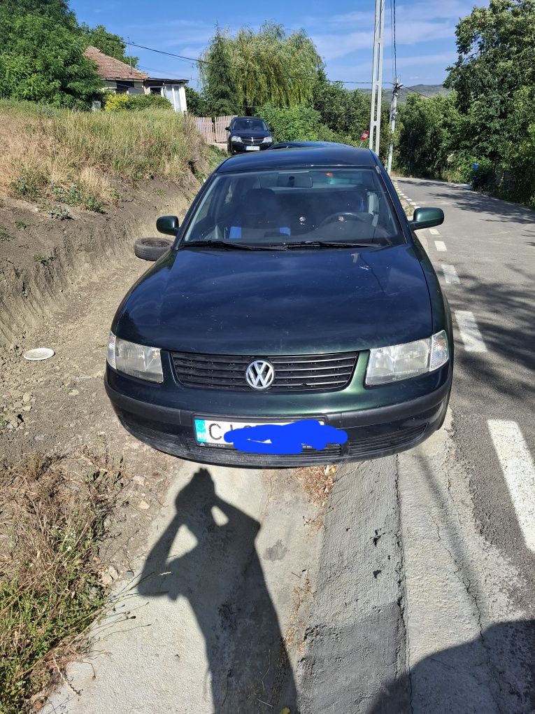 Vand bara fata trgagher radiatoare faruri vw passat b5 an 1997