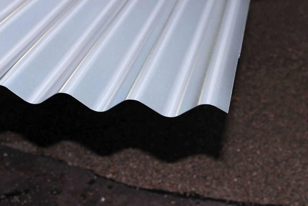 Вълнообразна поцинкована  и пластифицирана ламарина