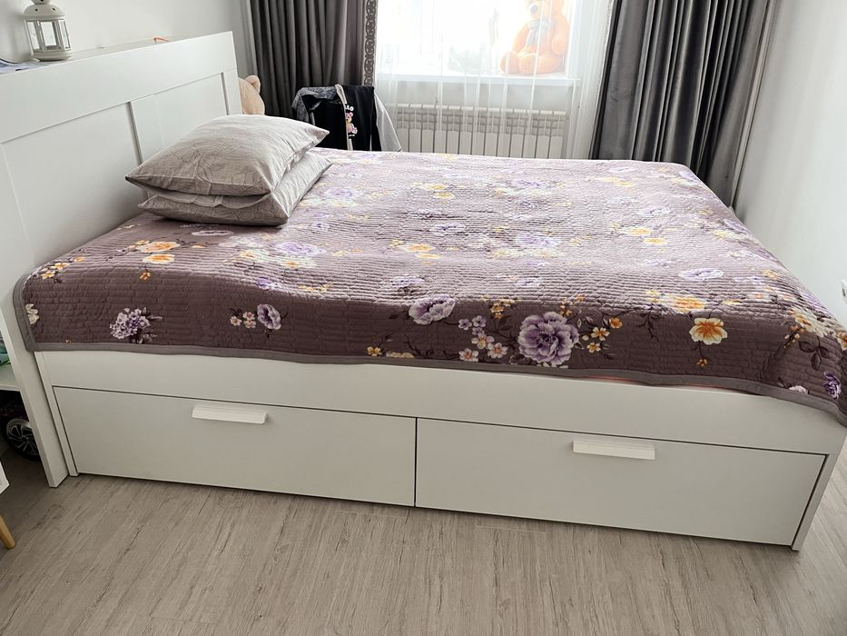 Продам кровать Икея