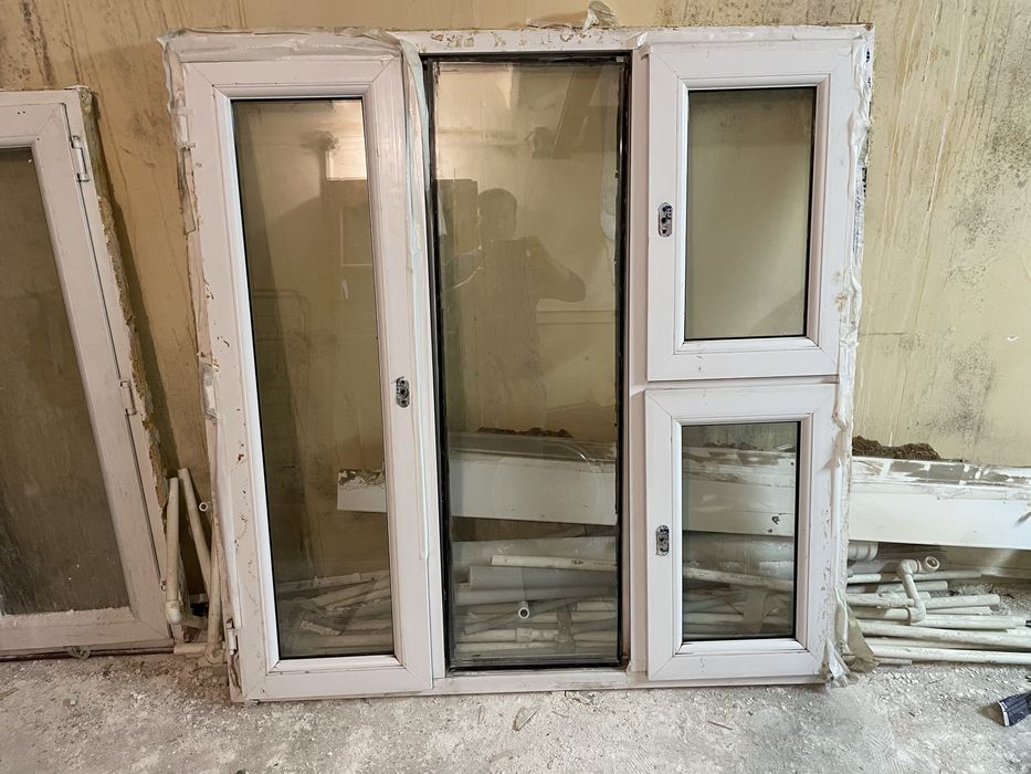 Пластиковое окно продаеться