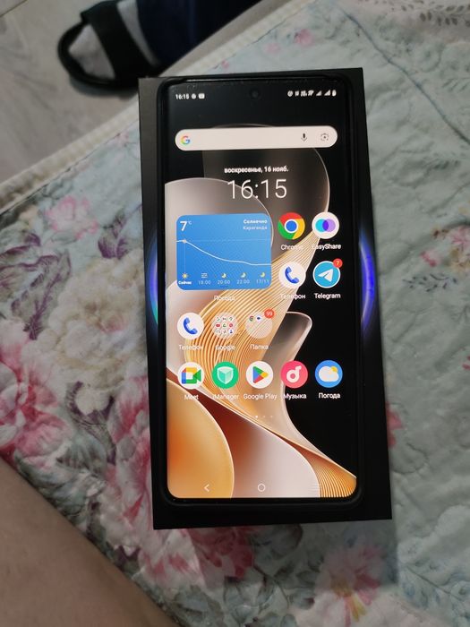Продаю Vivo V 40