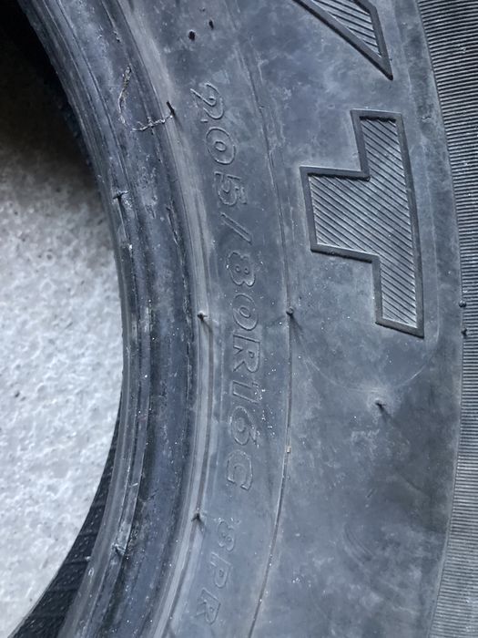 Anvelope L/200 set 2 buc 205/80 R 16C 2021