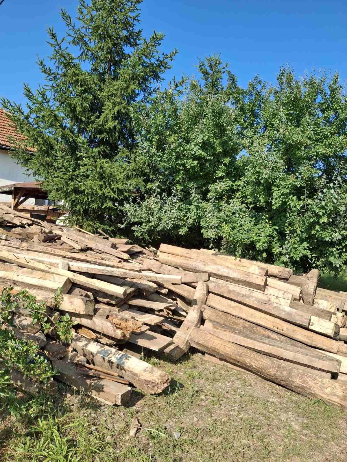 Продавам дърва и дъски
