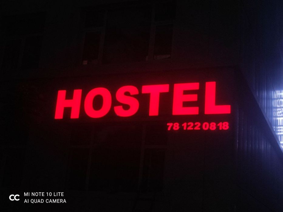 Banner xizmatlari pechat va ustanovka