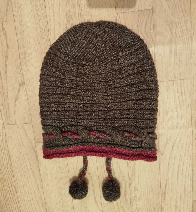 вязаная теплая шапка