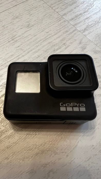 GoPro Hero 7 Black – defect, pornește, ecran pixelat+carcasă protecție