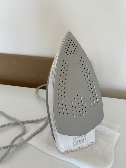продается утюг Braun tex style 7