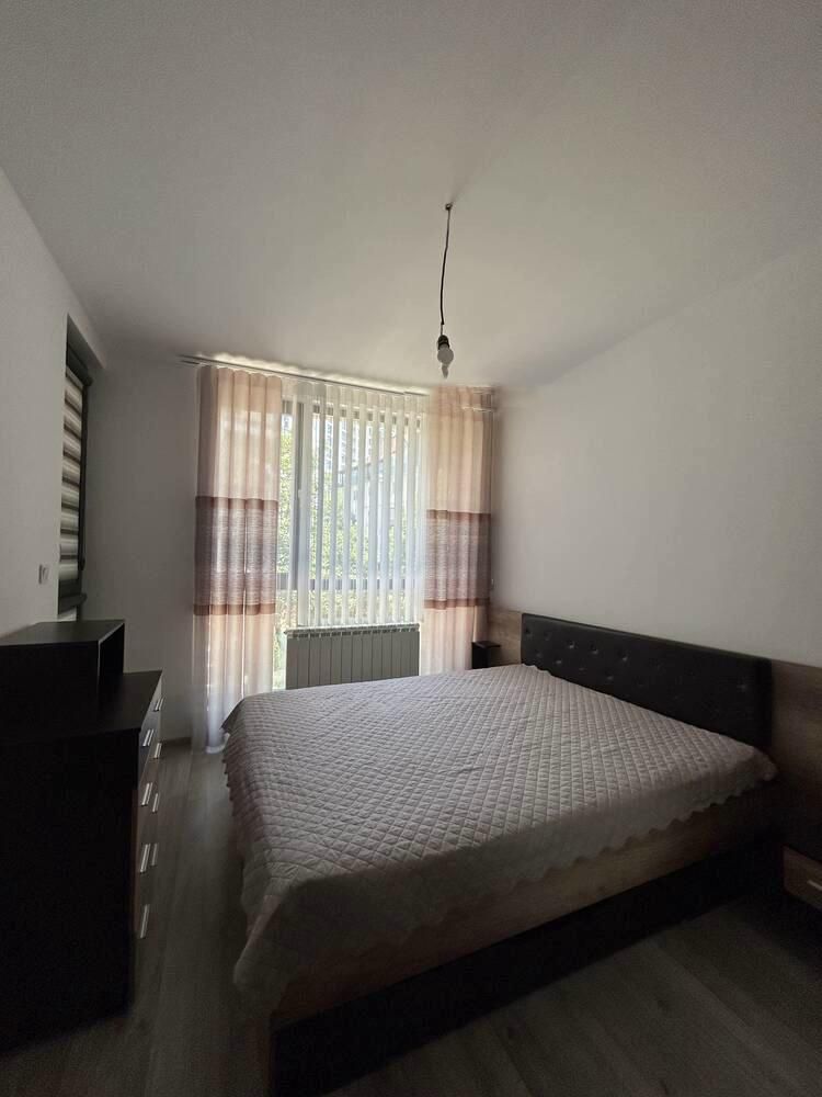 Дава се под наем Двустаен апартамент в София, Витоша - 60 кв.м за 649 € - Снимка #3