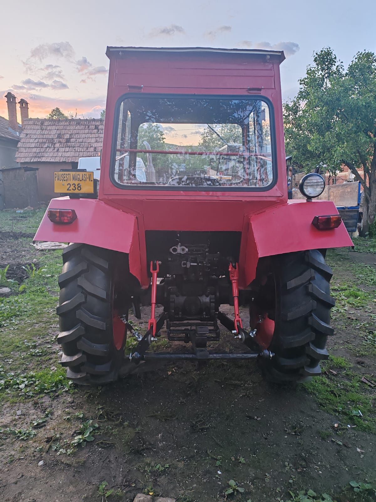 Tractor DT 445 Universal