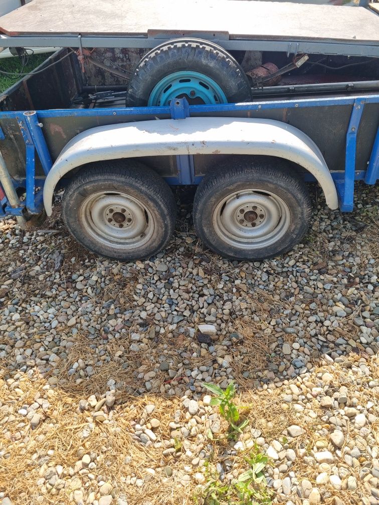Vand remorca petru tractor / masina