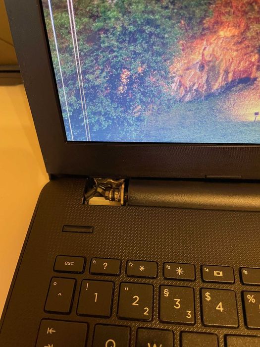 Laptop HP 15-bs1xx - i5 / 12GB RAM / SSD / Windows 11 PRO