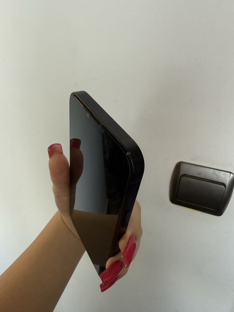 ТОП - IPHONE 14 PLUS + оригинално зарядно + протектор + кейс