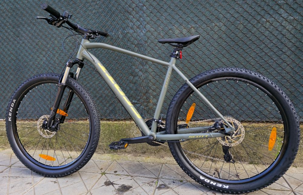 Като нов Scott Aspect 970 29 цола XL рамка Дискови спирачки 21 скорост