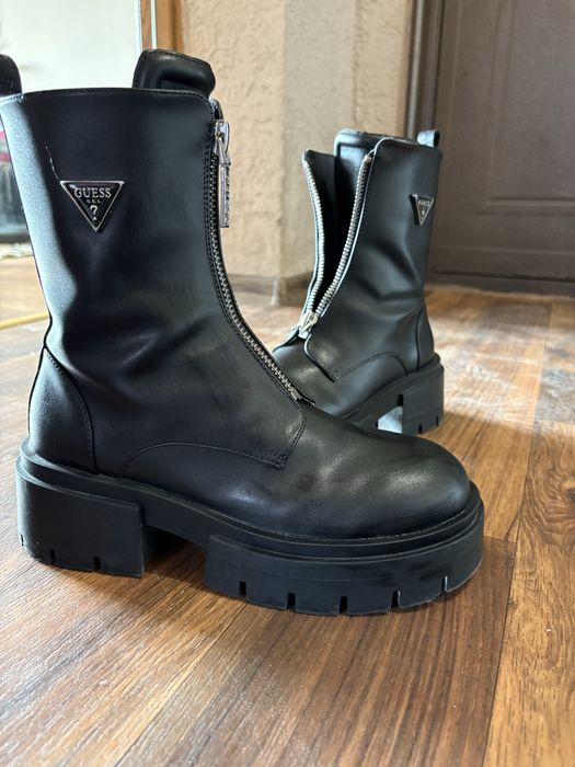 Дамски боти Guess