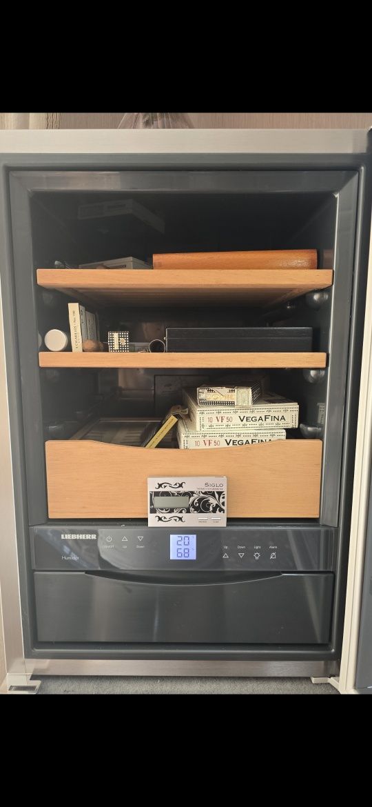 Продавам Хумидор Liebheer ZKes 453 Humidor