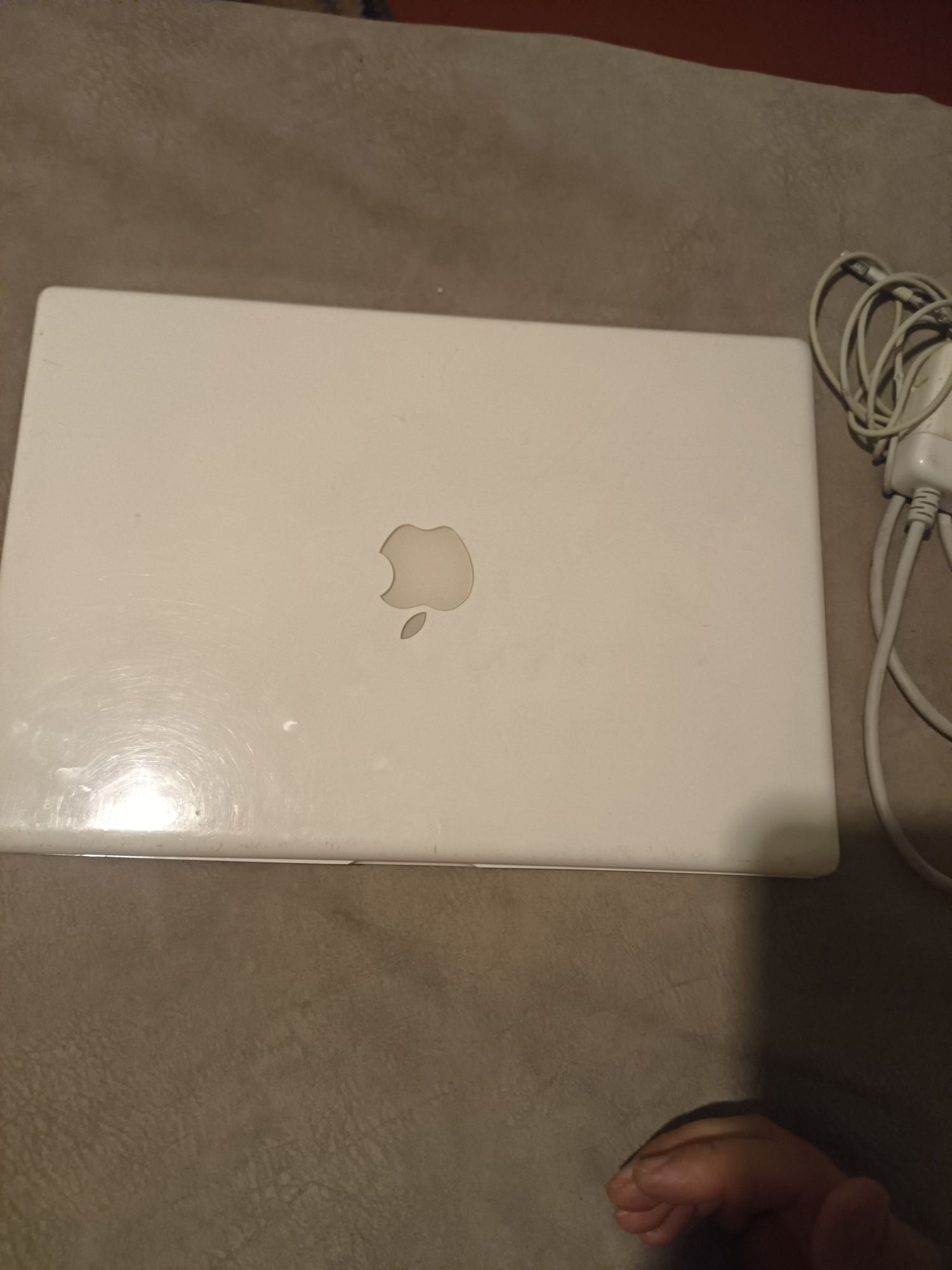 Makbook - A1181   in  California