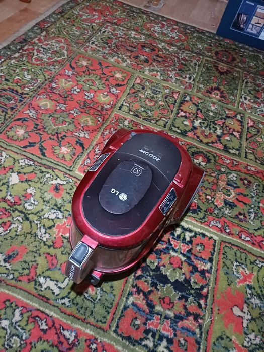 Пылесос LG kompressor 2000w