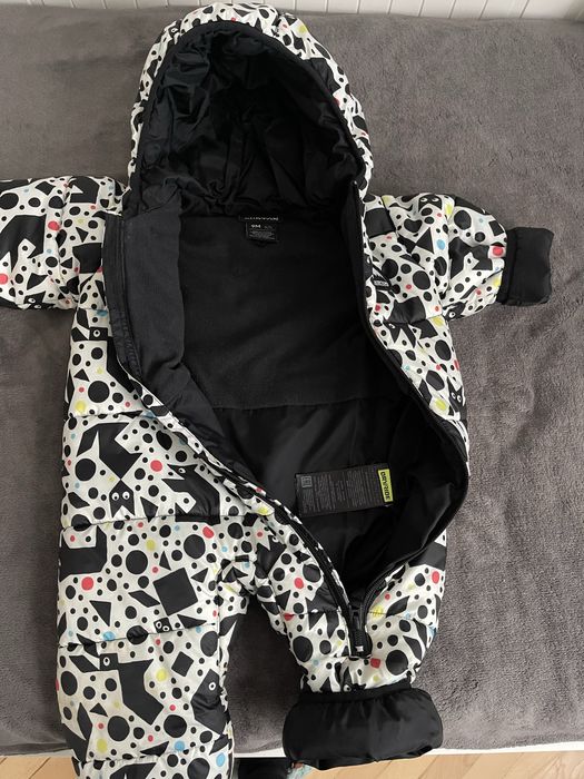 Космонавт Burton 9 месеца зимен