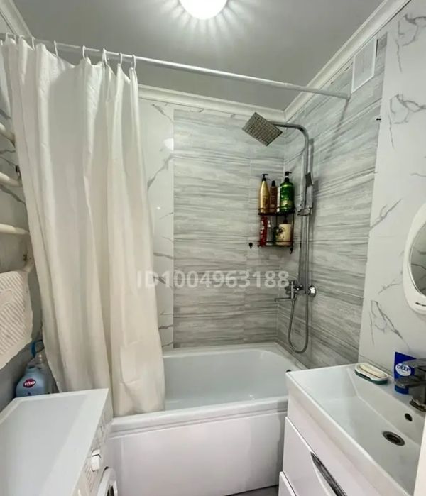 Продам 2 комн кв р-н 2й школы