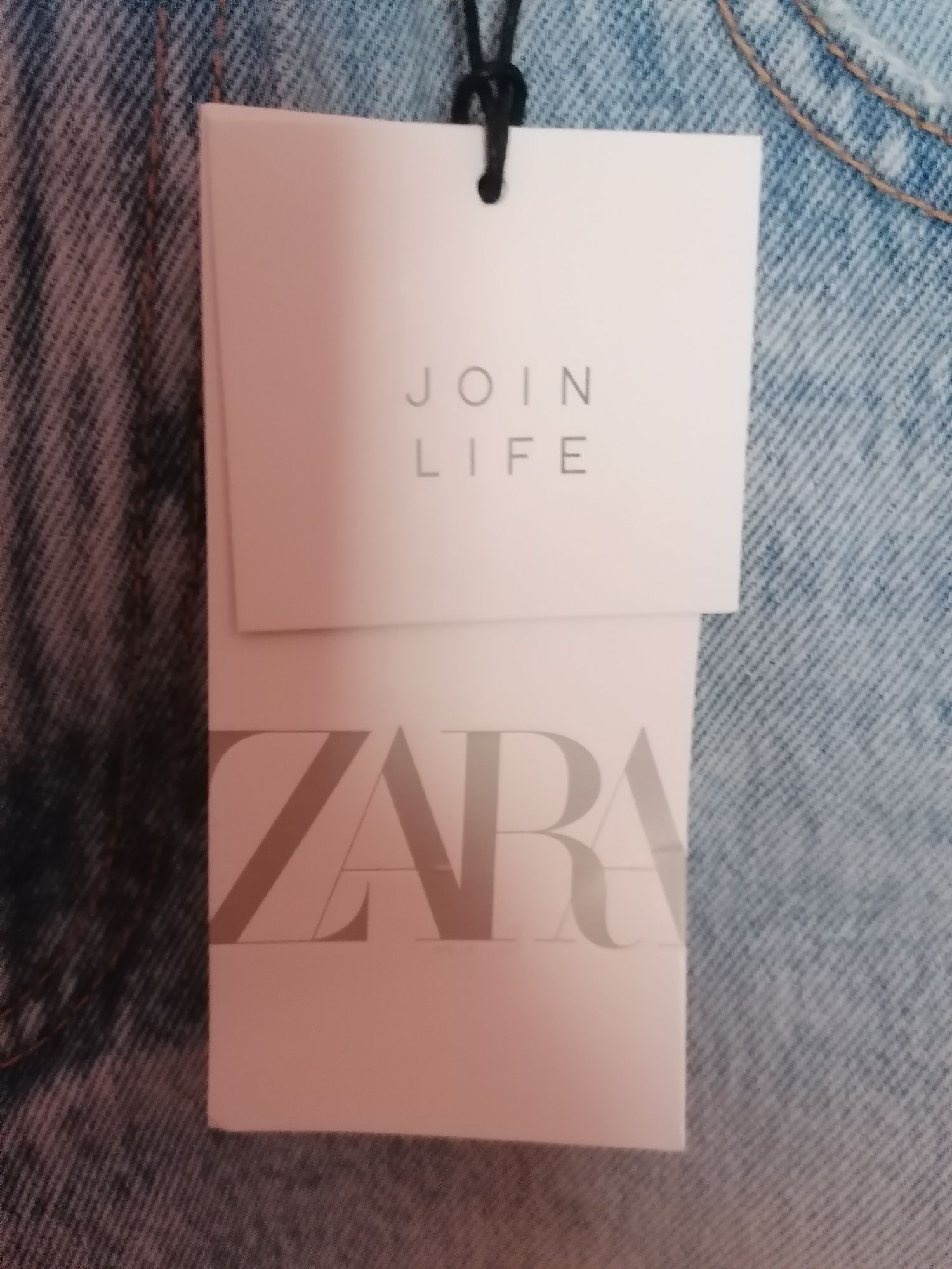 Vand jeans scurti dama