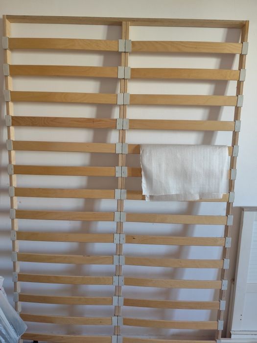 Кровать с матрасом 200х 120 м продам м продам . продам