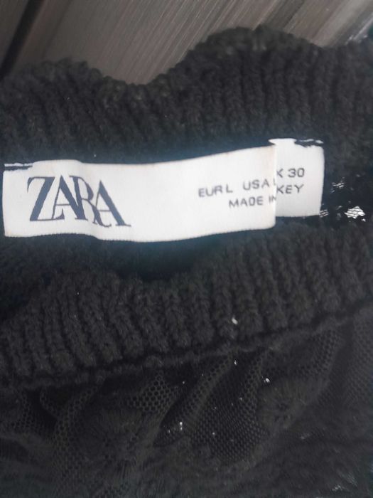 Bluza cu volane Zara